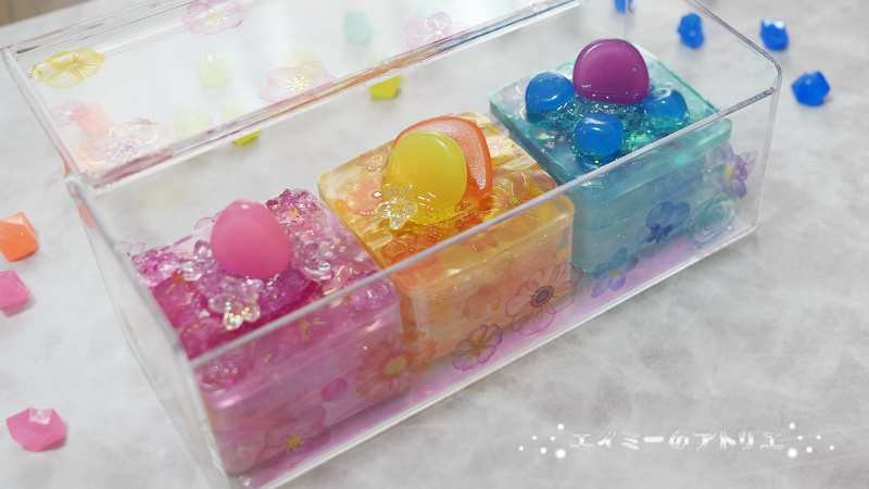 工作・クラフト「暗闇で光る！宝石ケーキ」を作りました。