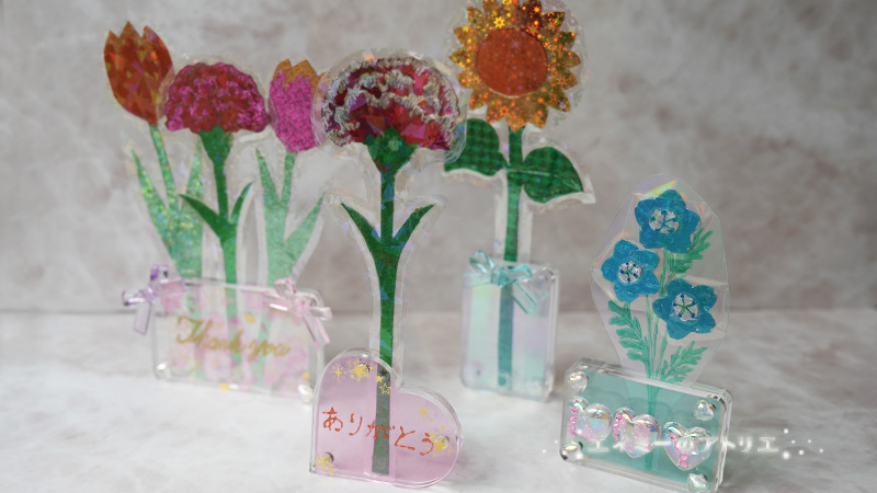 工作・クラフト「母の日&父の日のプレゼント☆ホログラム花のしおり」を作りました。